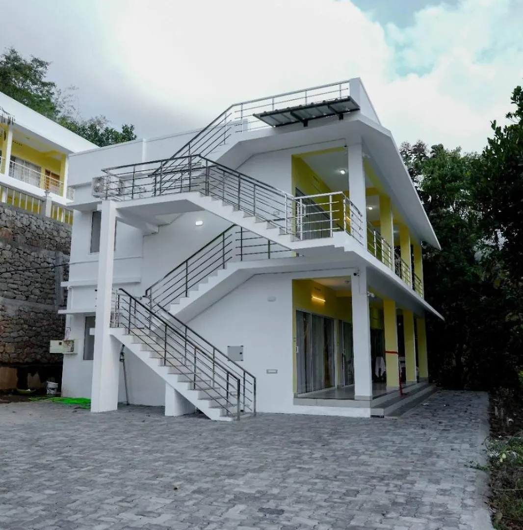 Resort Sandal Palace Maraiyur